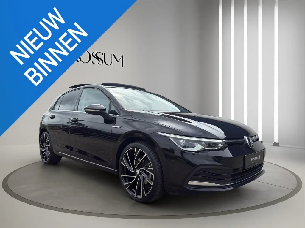 Volkswagen Golf (2020) — foto 1