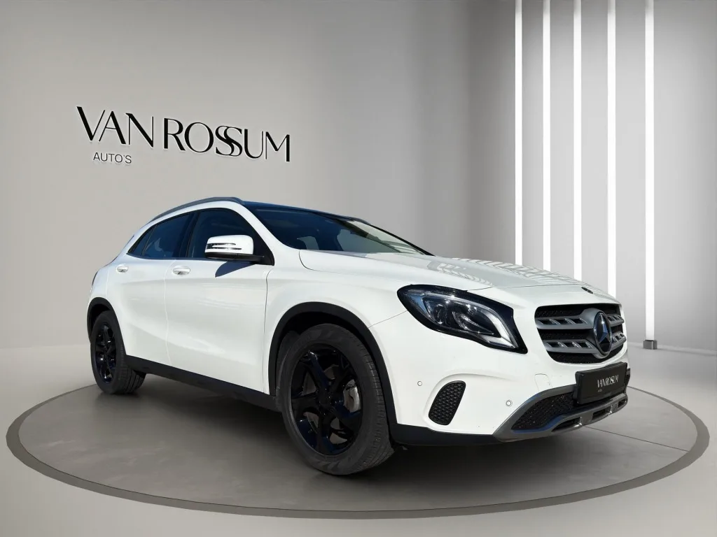 Mercedes-Benz GLA-Klasse (2019) — foto 1