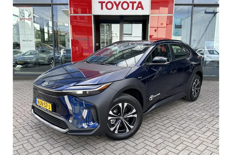 Toyota bZ4X (2025)