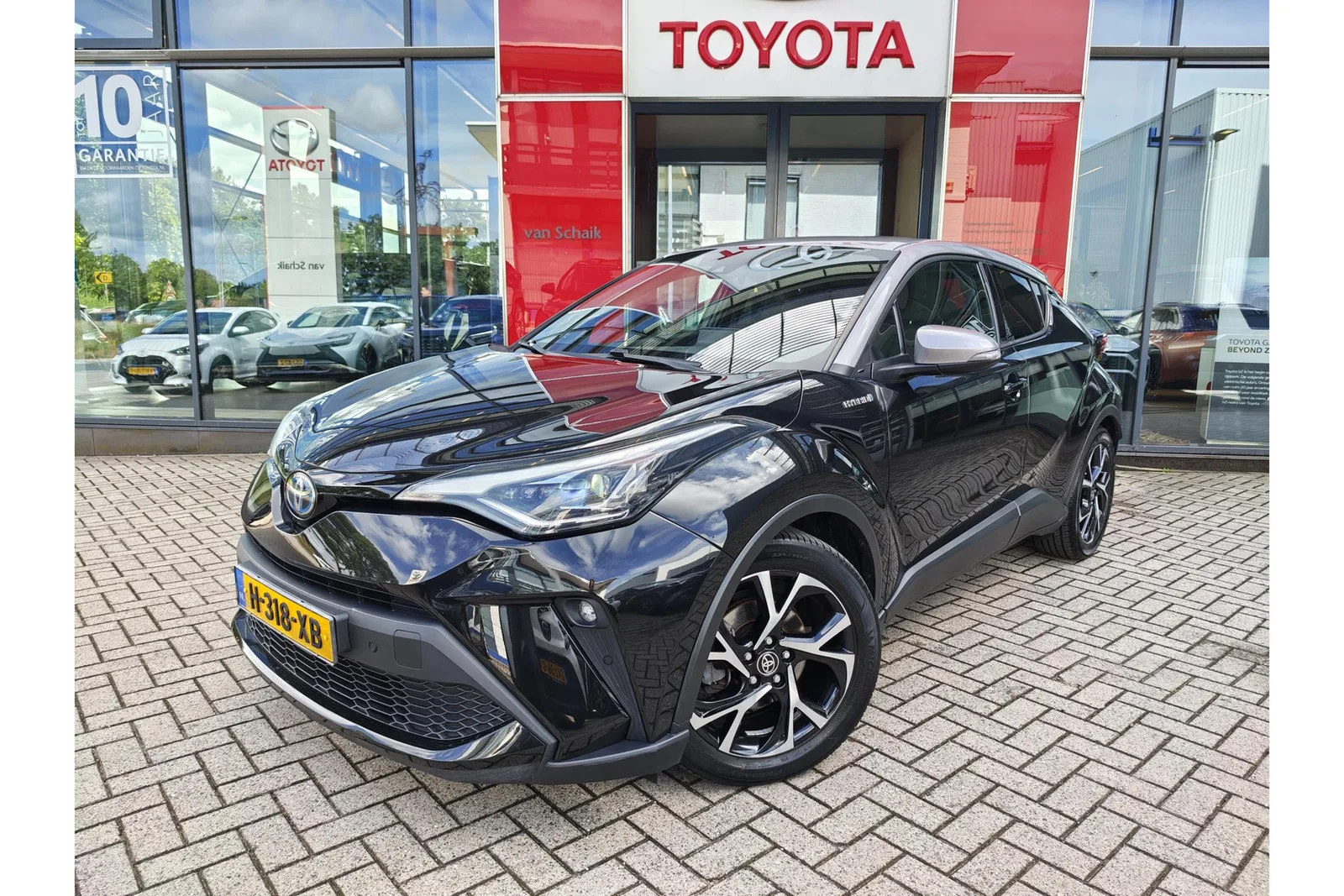 Toyota C-HR (2020) — foto 1