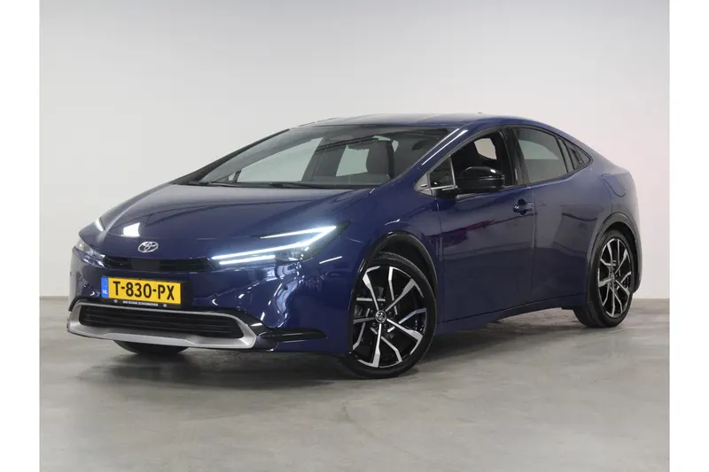 Toyota Prius (2023)