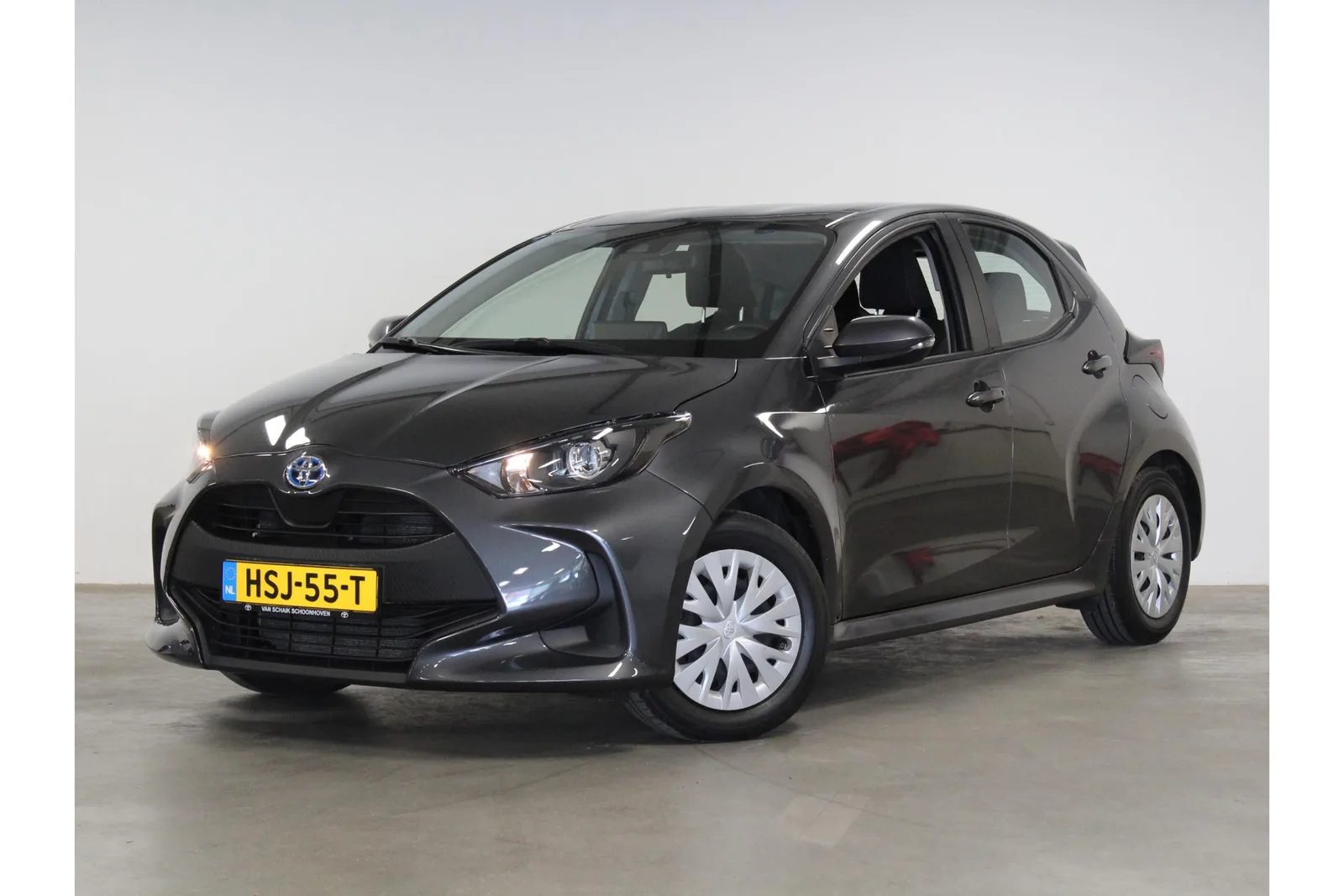 Toyota Yaris (2023) — foto 1