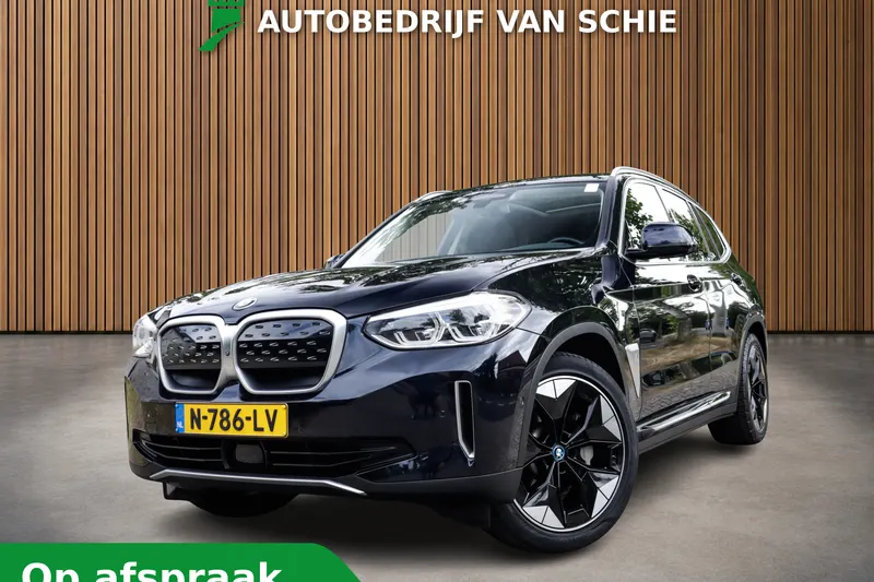 BMW iX3 (2021)