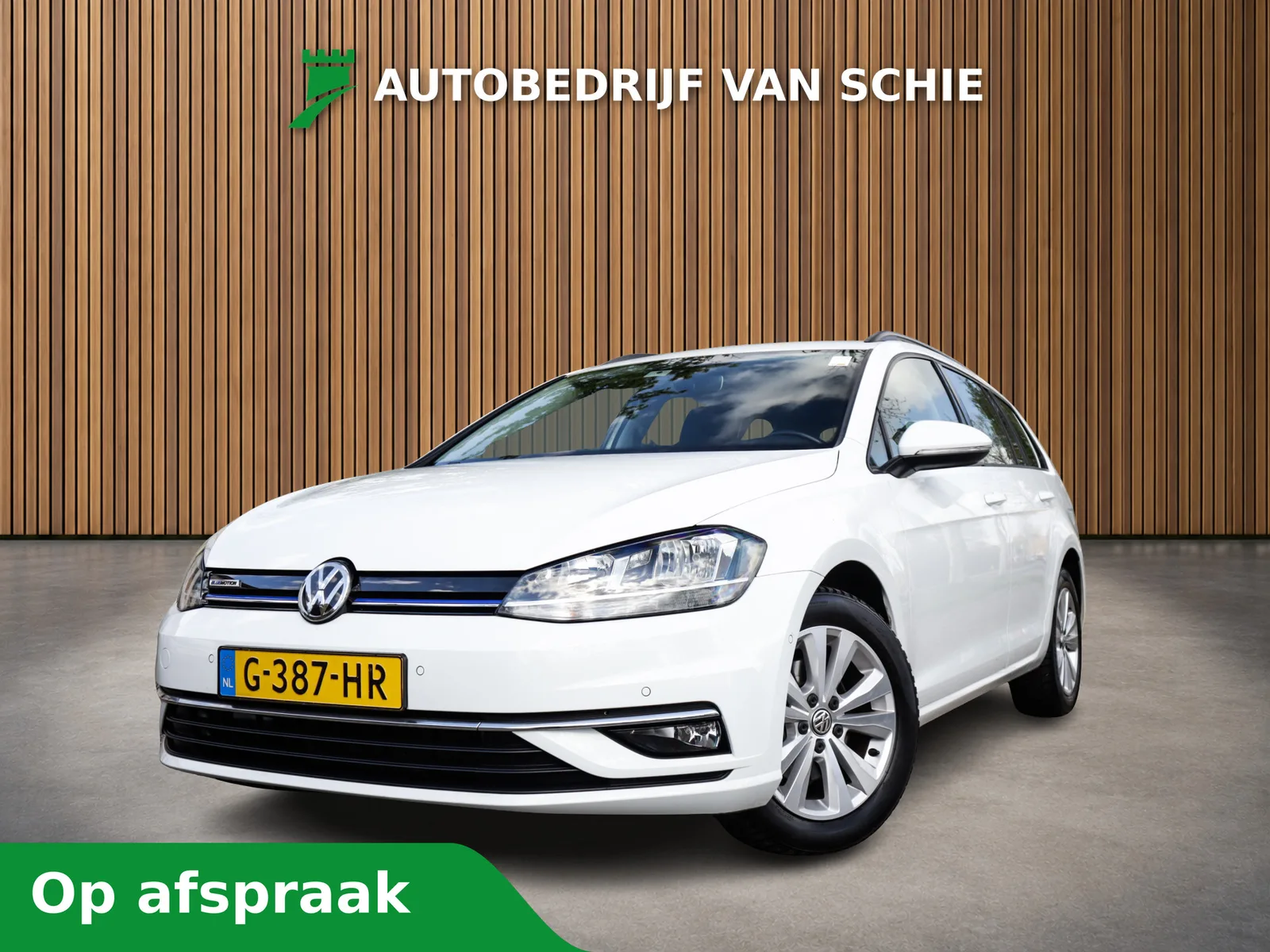 Volkswagen Golf (2019) — foto 1