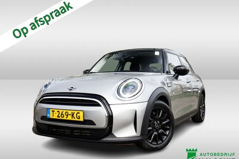 MINI Cooper (2023)