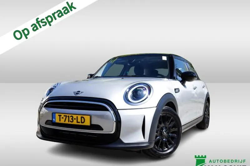 MINI Cooper (2023)