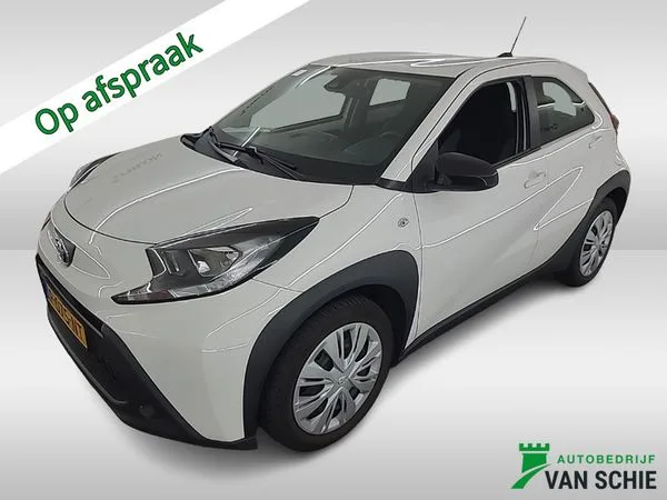 Toyota Aygo (2022) — foto 1