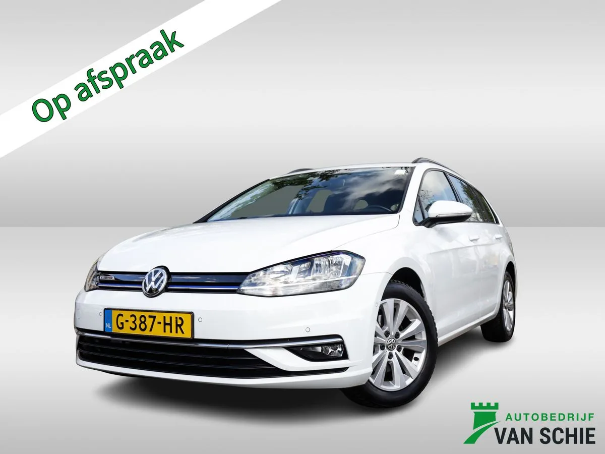 Volkswagen Golf (2019) — foto 1