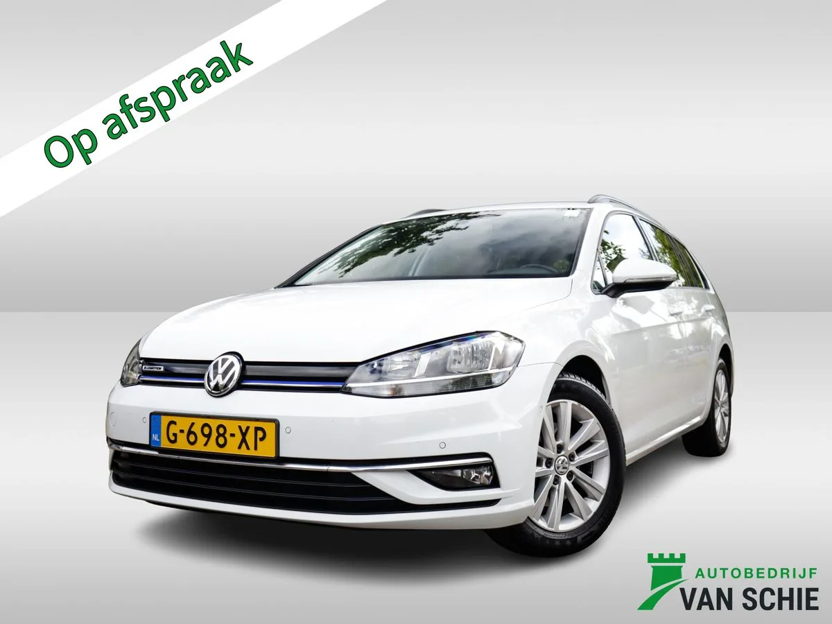 Volkswagen Golf (2020) — foto 1