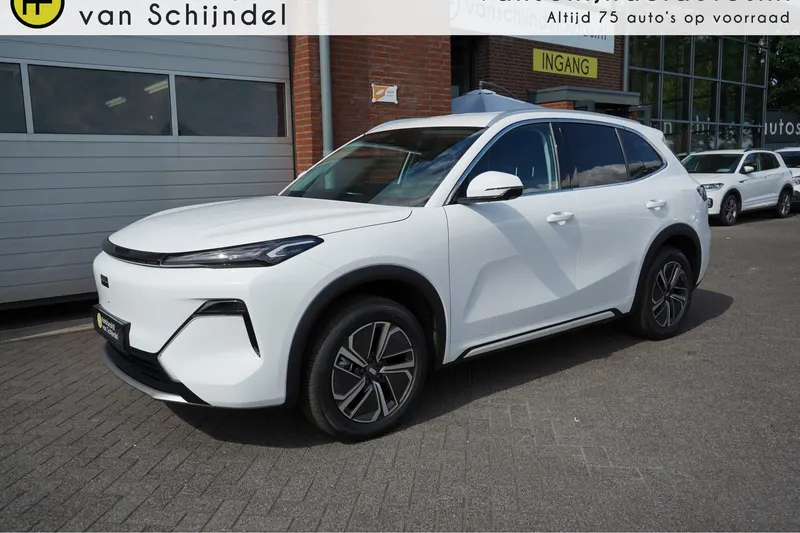 Geely Starray (2026)