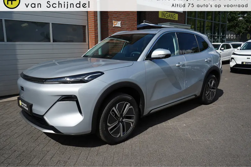Geely Starray (2026)