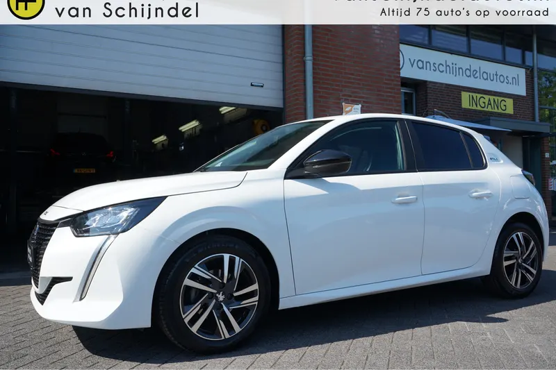 Peugeot 208 (2023)