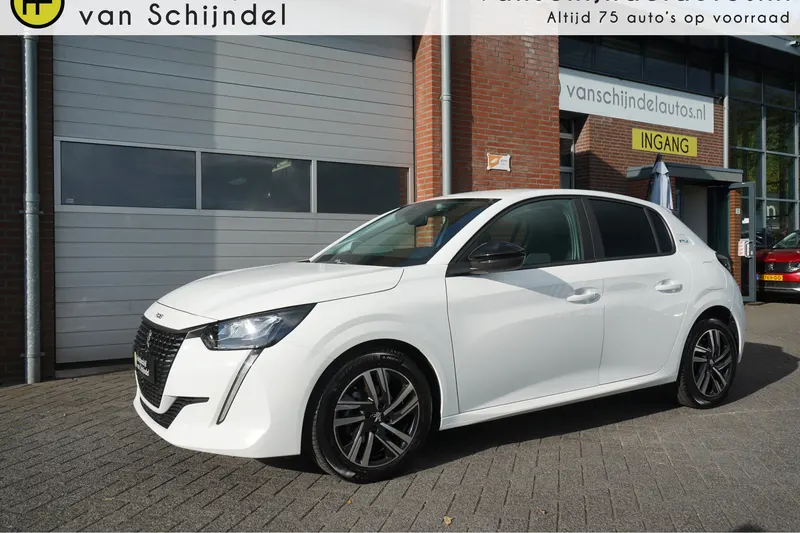Peugeot 208 (2023)