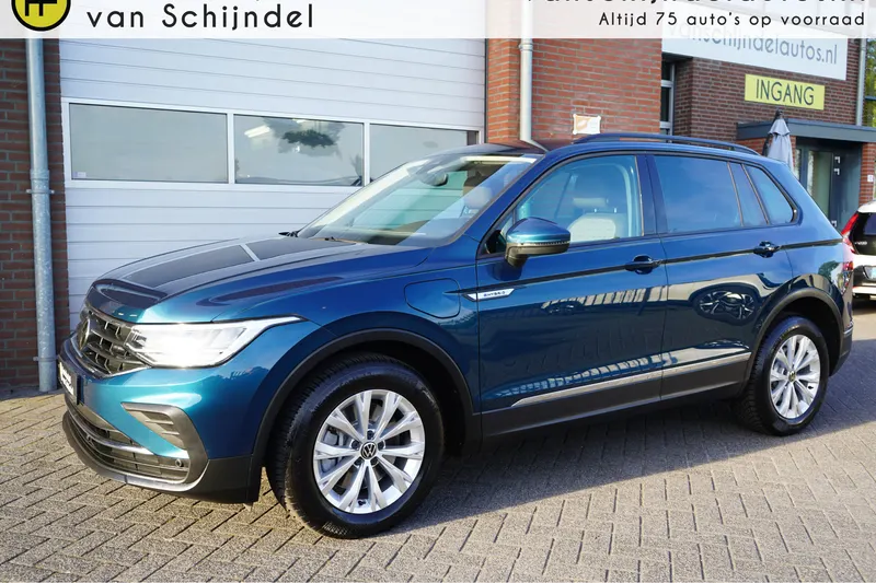 Volkswagen Tiguan (2023)