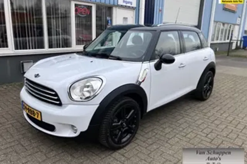 MINI Countryman (2011)