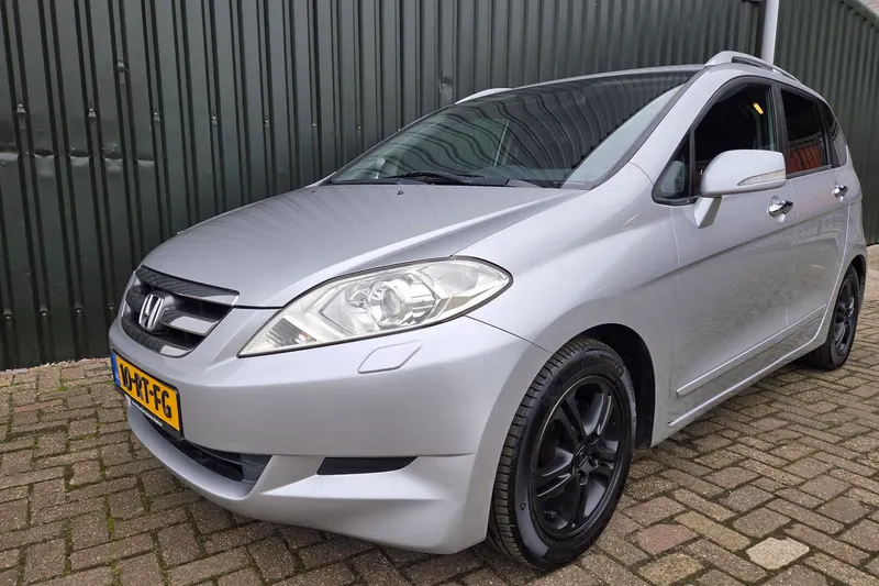 Honda FR-V (2005)