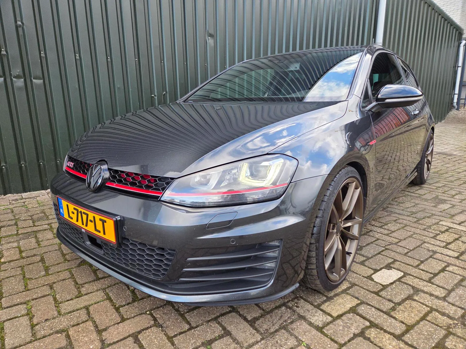 Volkswagen Golf (2013) — foto 1