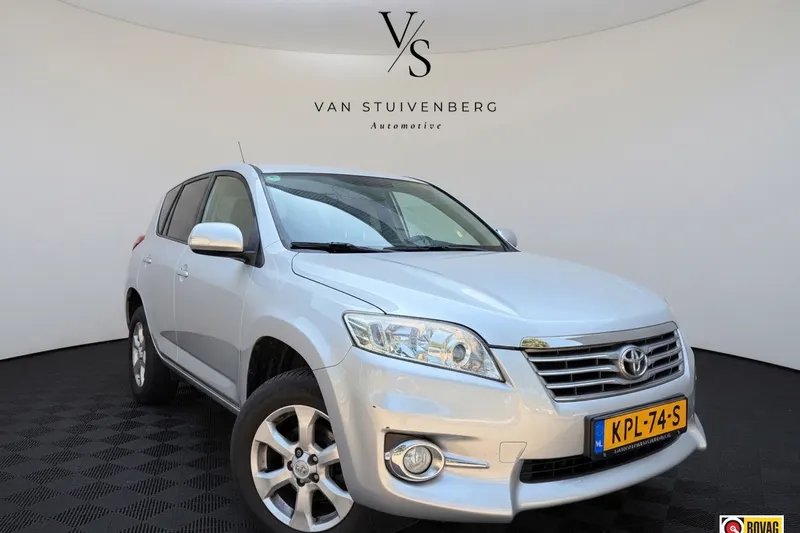 Toyota RAV4 (2011)