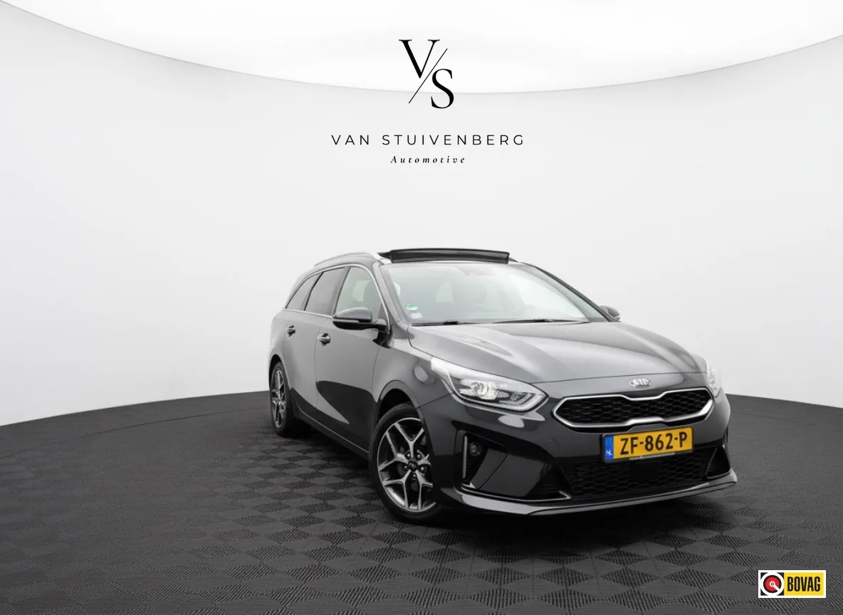 Kia Ceed Sportswagon (2019) — foto 1