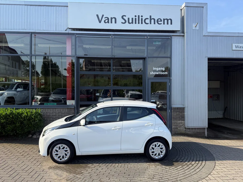 Toyota Aygo (2021) — foto 1