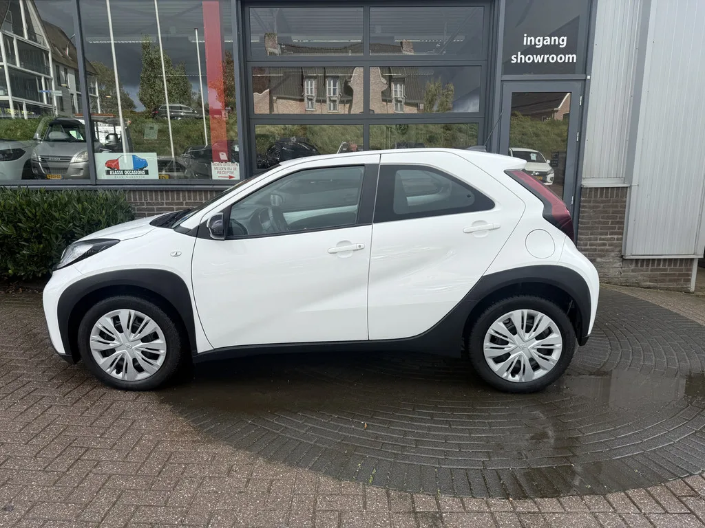 Toyota Aygo X (2022) — foto 1