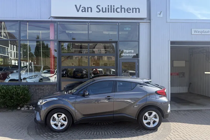 Toyota C-HR (2018)