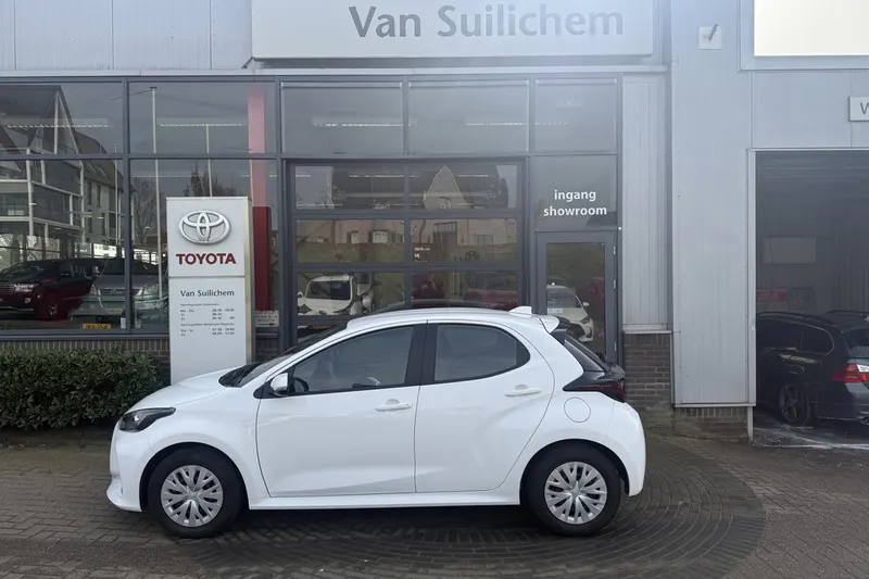 Toyota Yaris (2025)