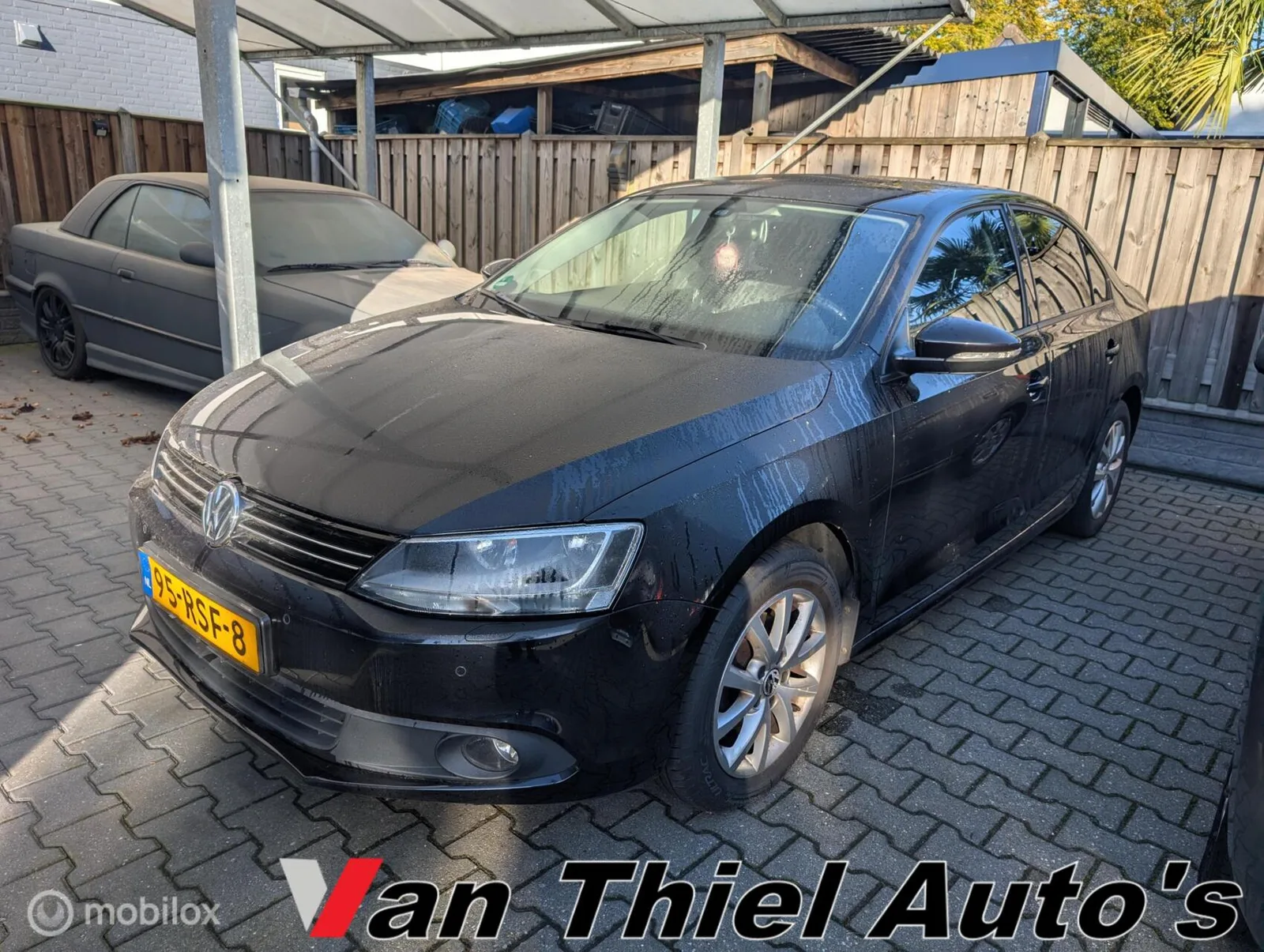 Volkswagen Jetta (2011) — foto 1