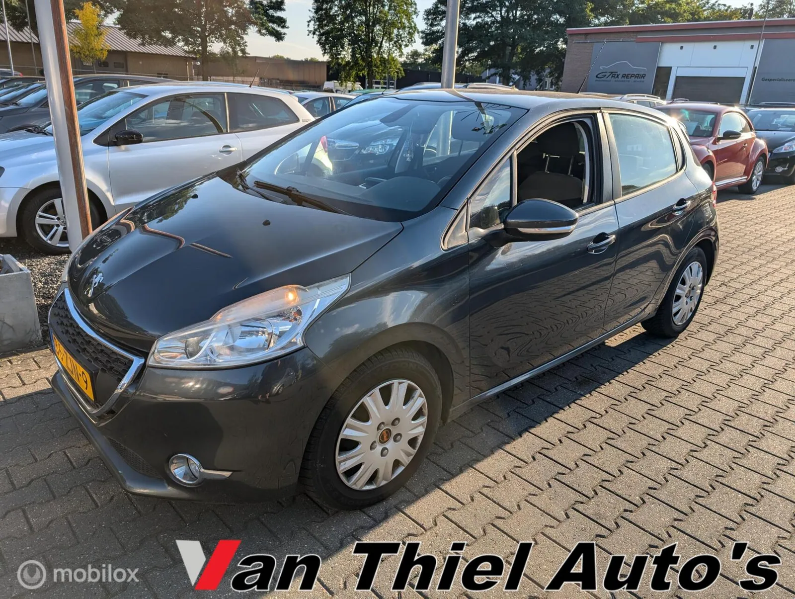 Peugeot 208 (2012) — foto 1