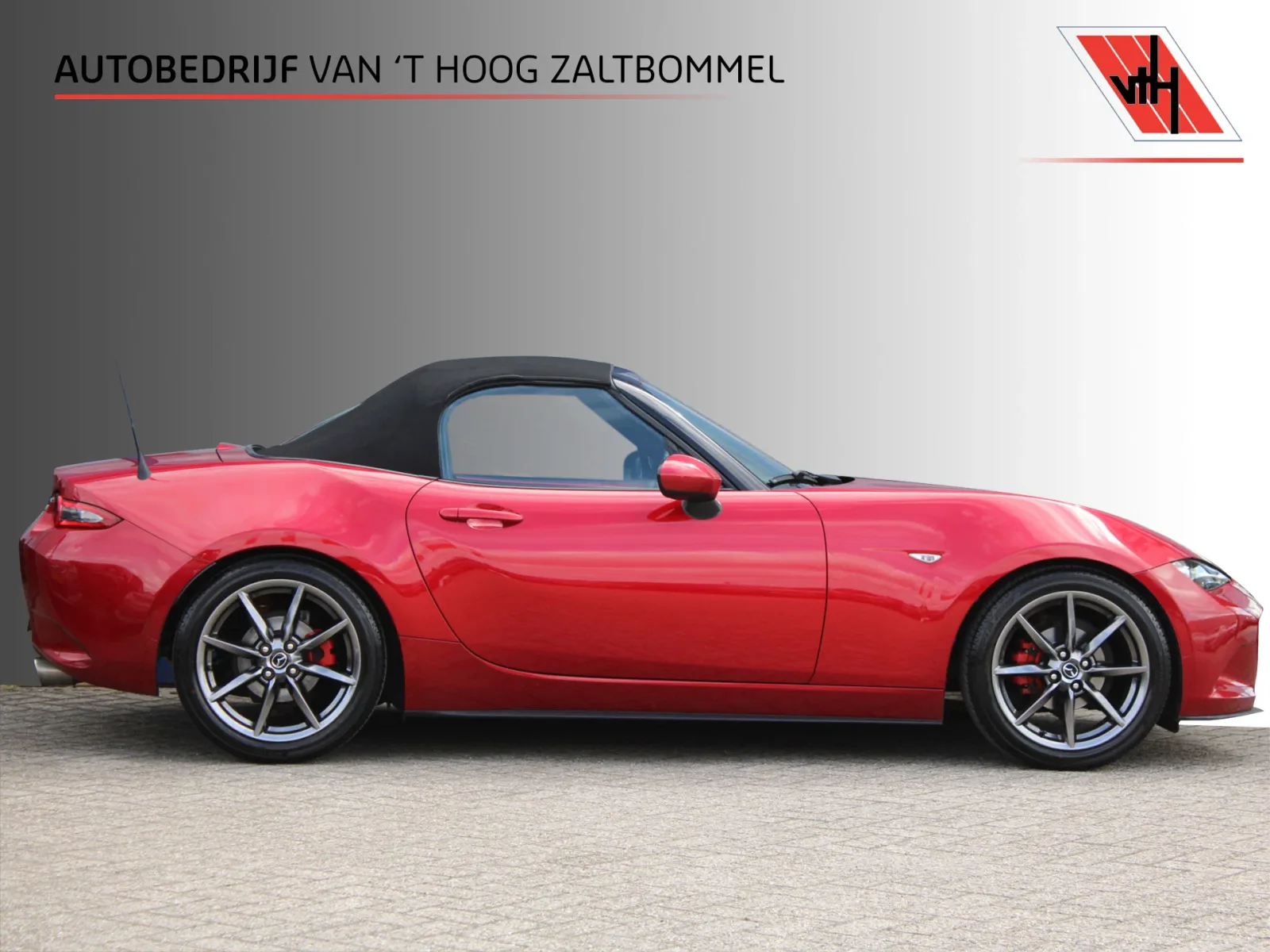 Mazda MX-5 (2016) — foto 1