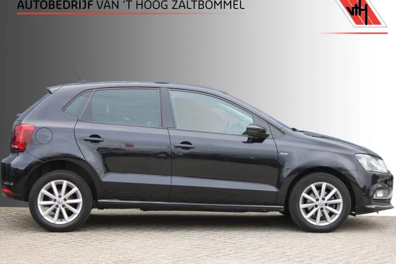 Volkswagen Polo (2015)