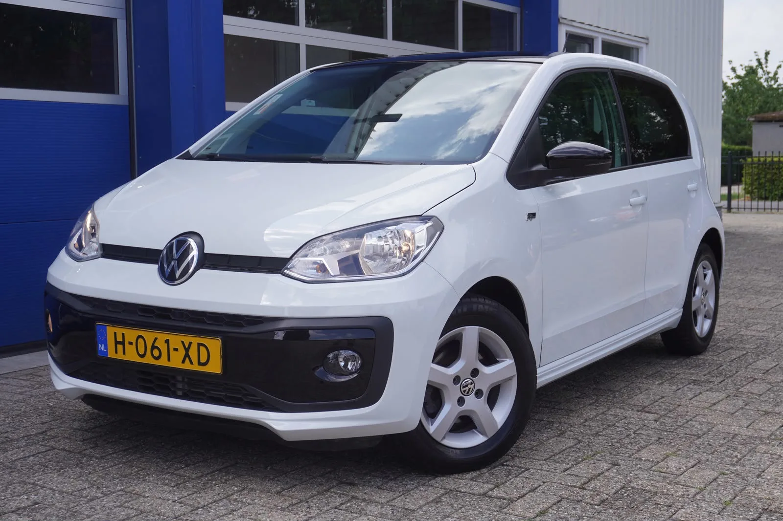 Volkswagen Up! (2020) — foto 1