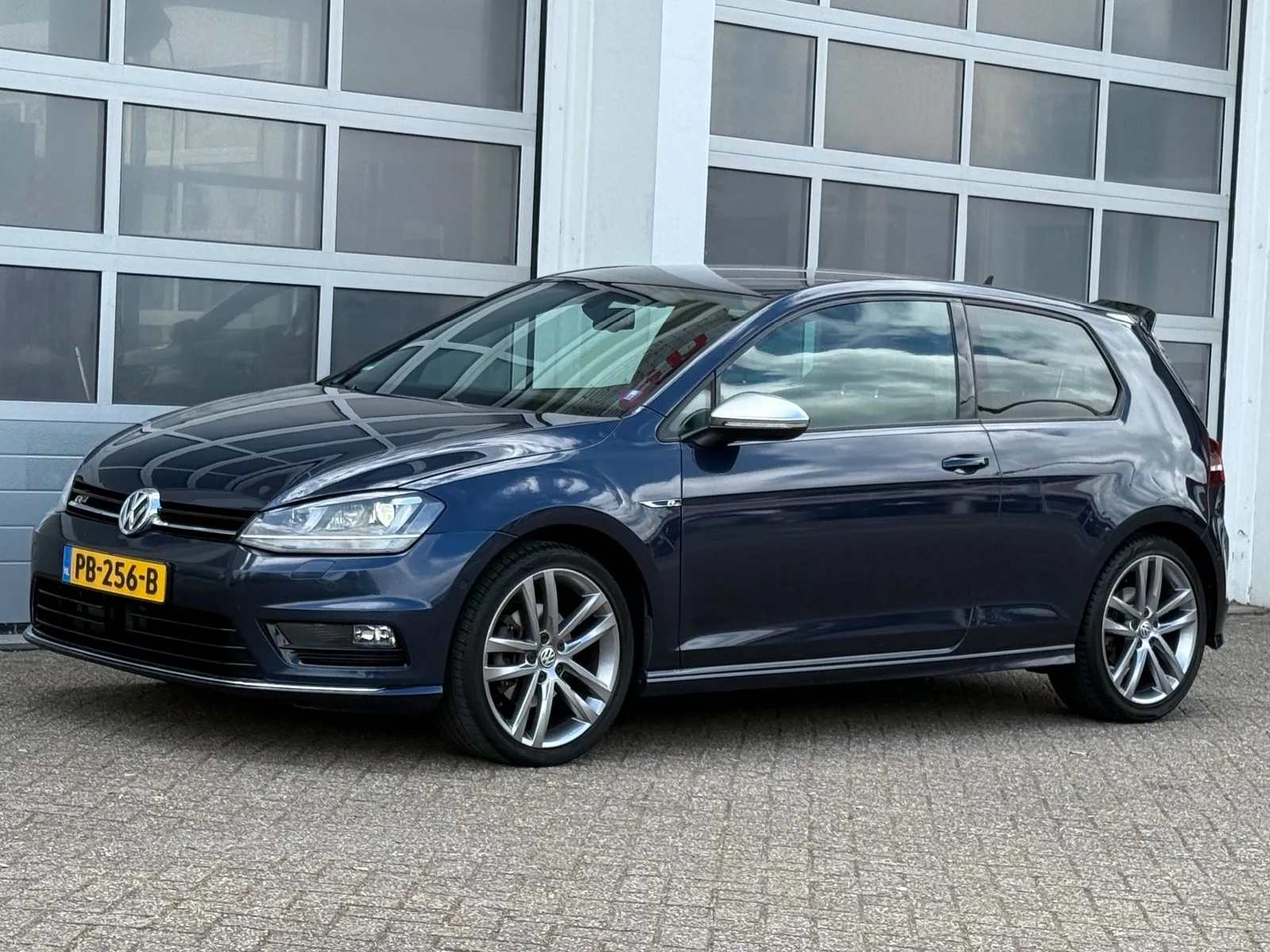 Volkswagen Golf (2016) — foto 1