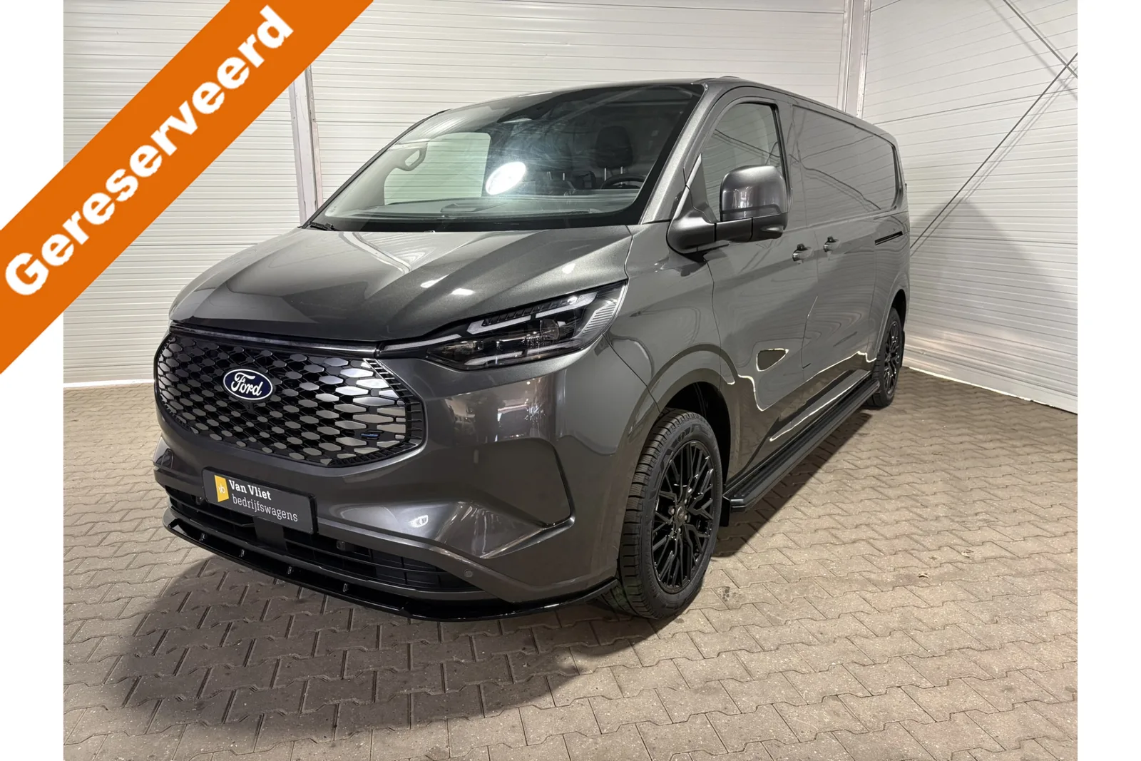 Ford E-Transit Cust (2026) — foto 1