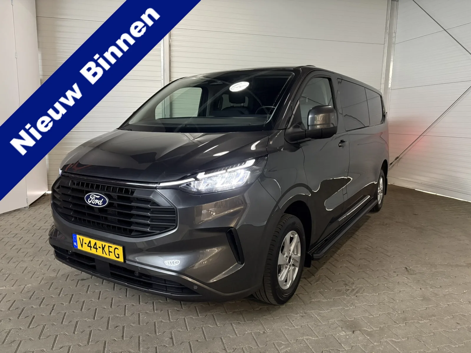 Ford Transit Custom (2024) — foto 1