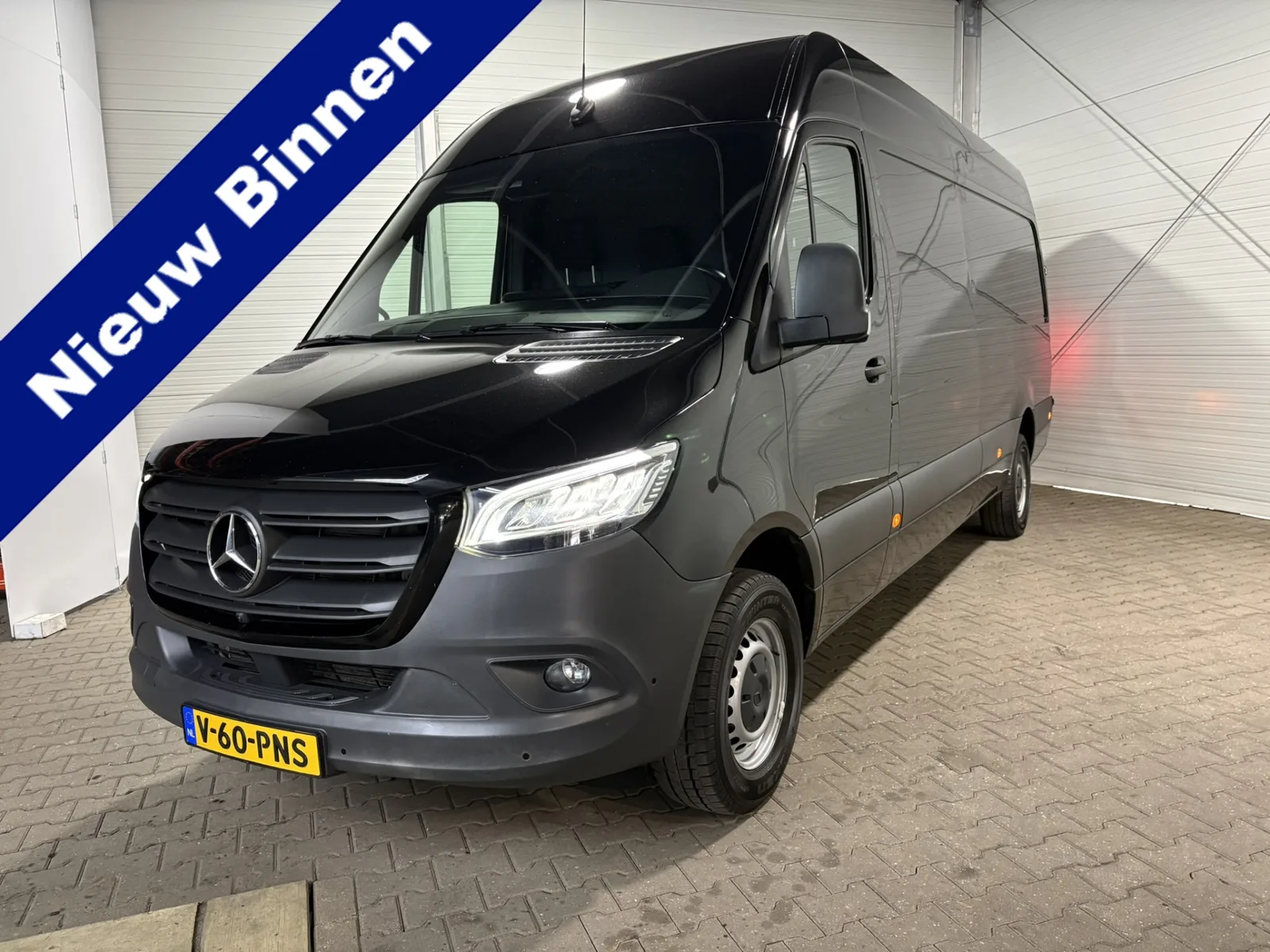 Mercedes-Benz Sprinter (2023) — foto 1