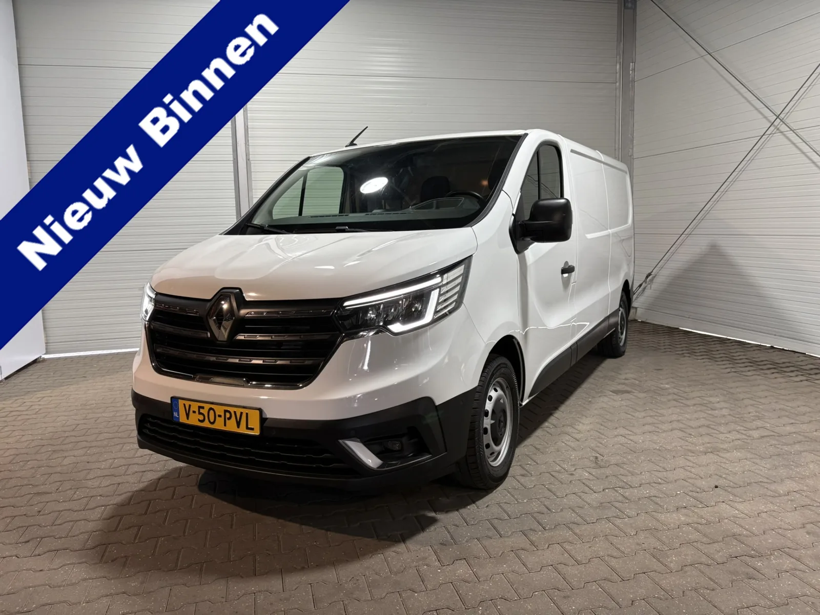 Renault Trafic (2022) — foto 1