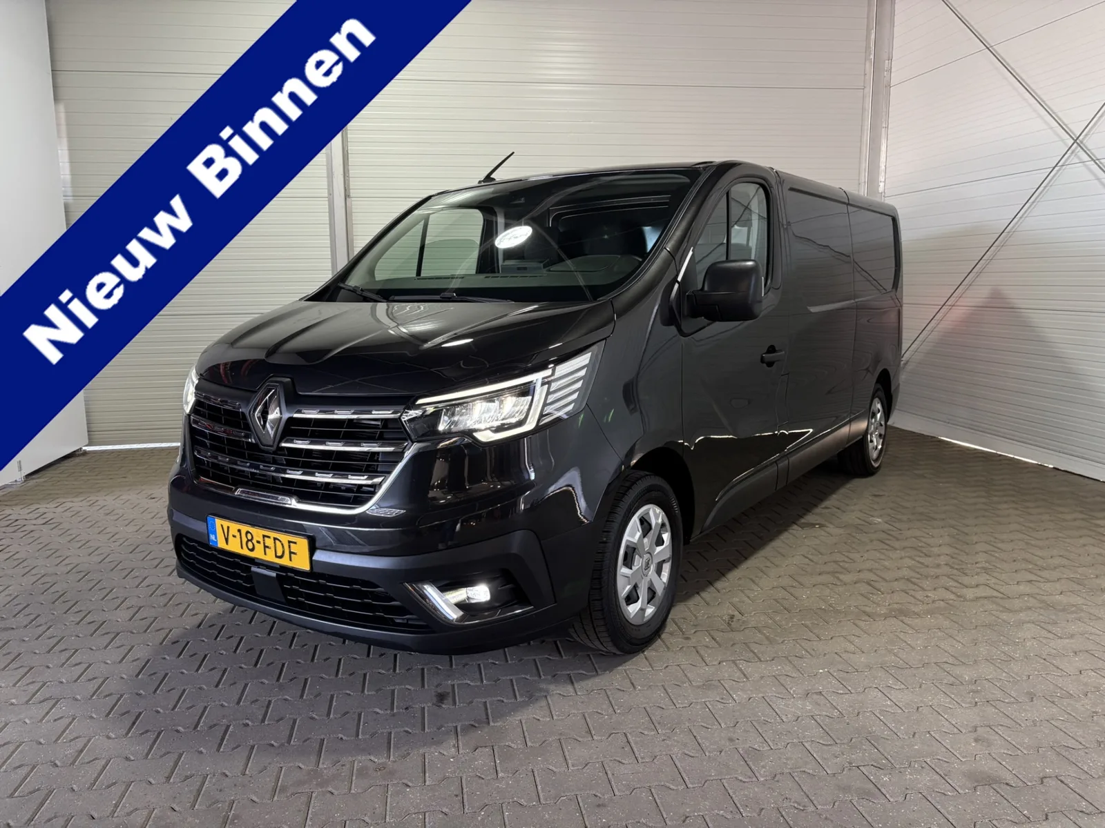 Renault Trafic (2024) — foto 1