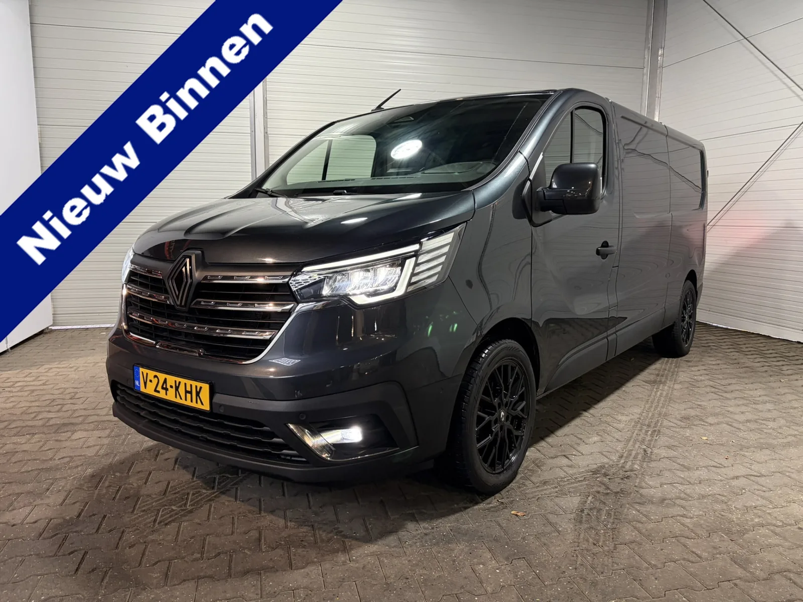 Renault Trafic (2024) — foto 1
