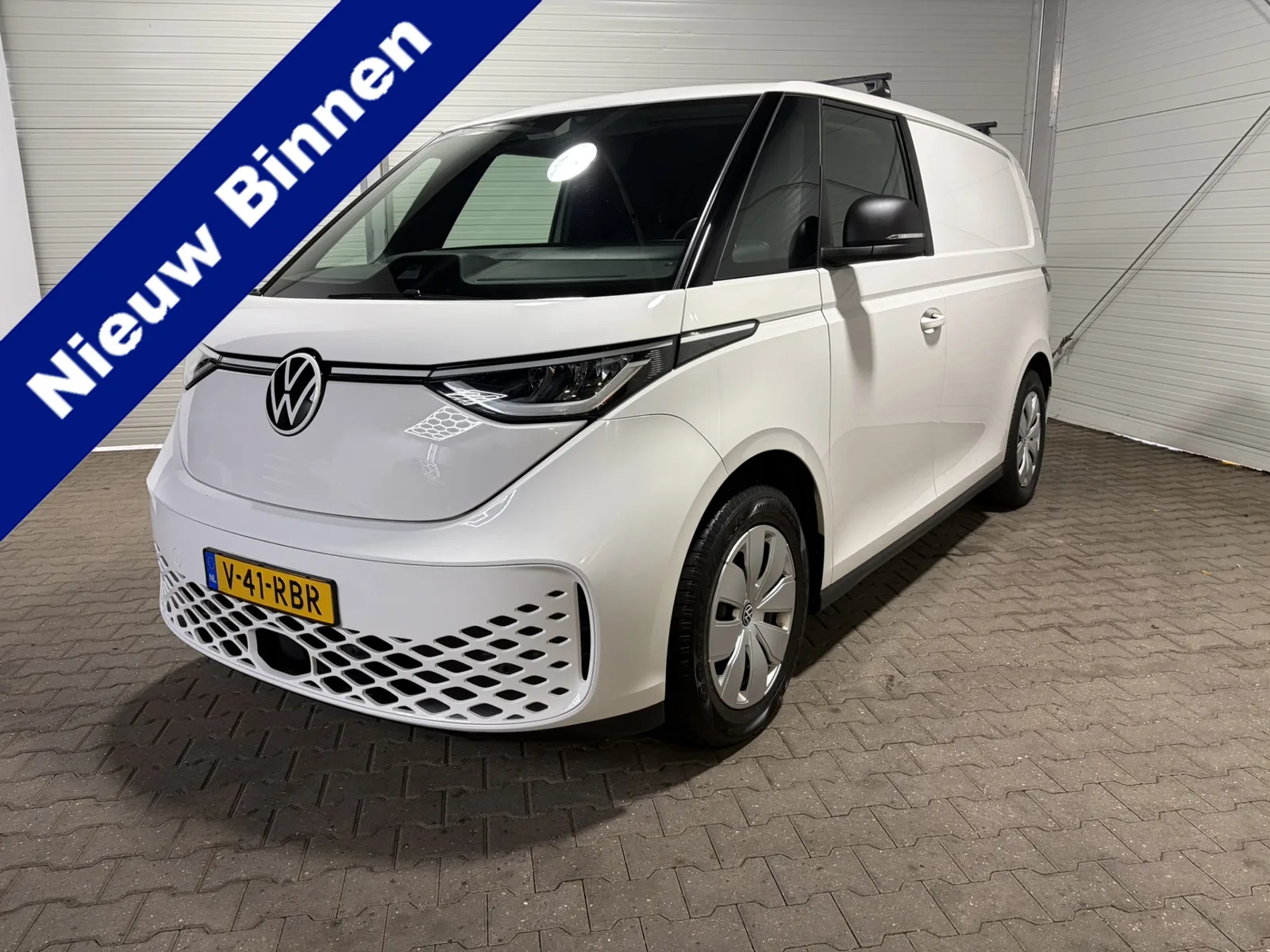 Volkswagen ID. Buzz Cargo (2023) — foto 1