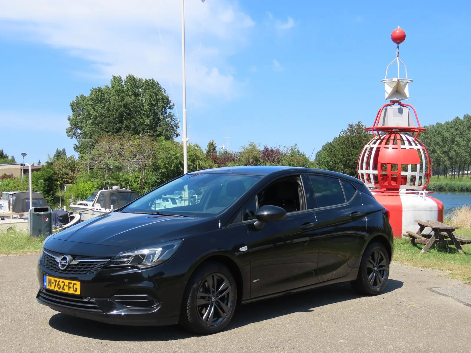 Opel Astra (2021) — foto 1