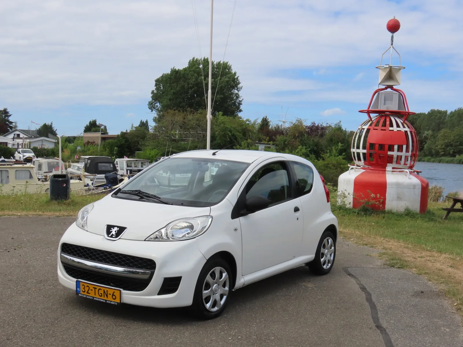 Peugeot 107 (2012) — foto 1