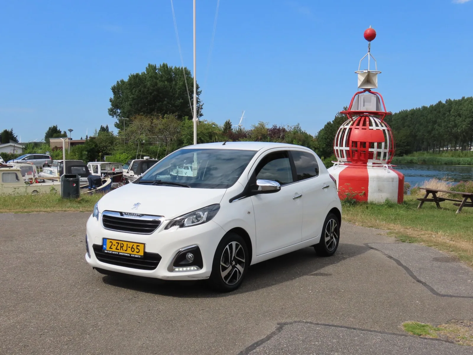 Peugeot 108 (2015) — foto 1