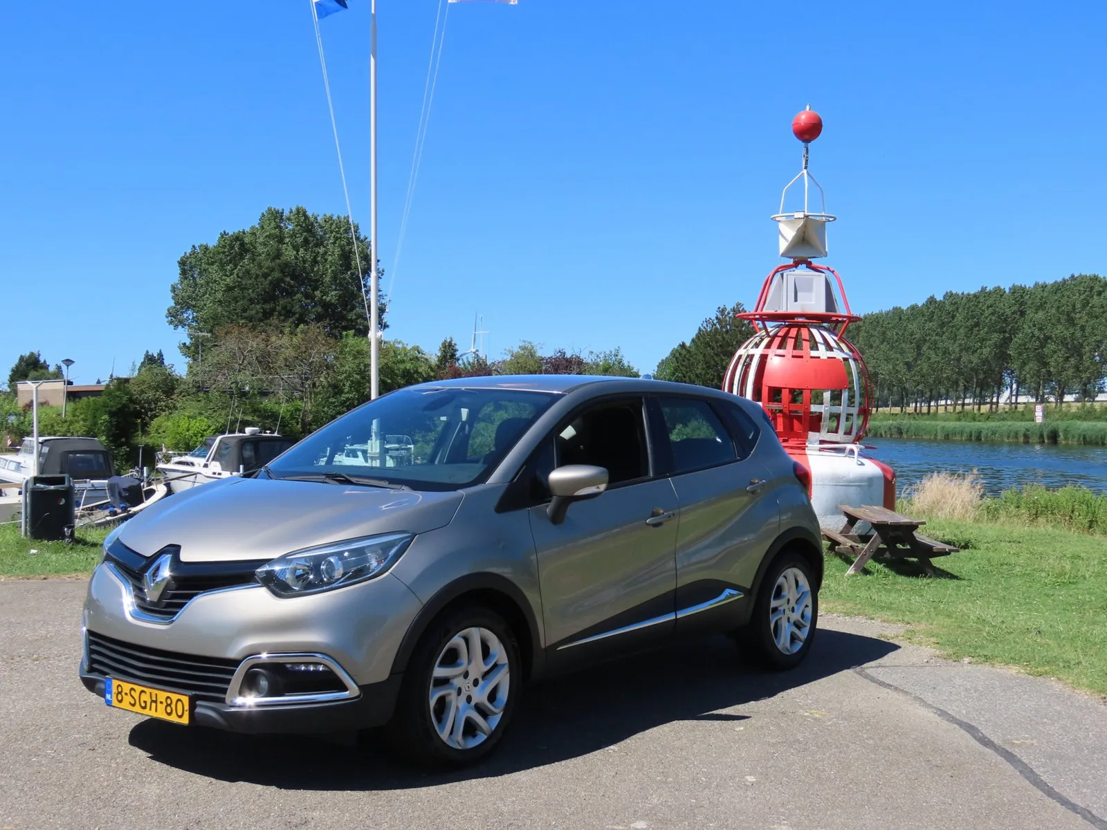 Renault Captur (2013) — foto 1