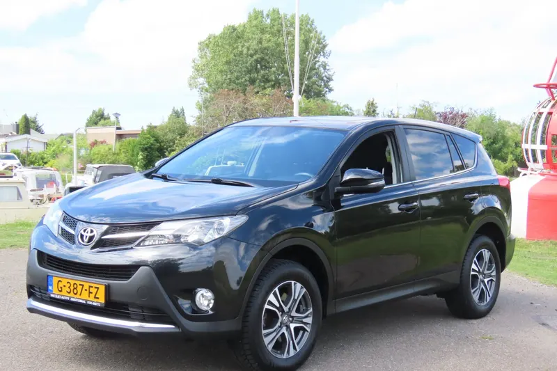 Toyota RAV4 (2014)