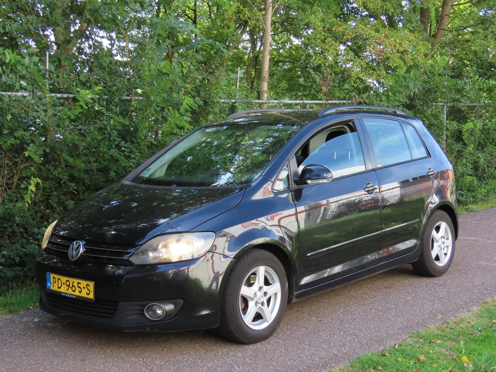 Volkswagen Golf Plus (2009) — foto 1