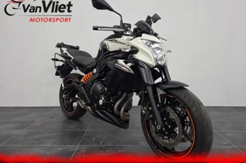 Kawasaki Er-6n (2016)