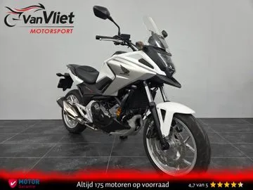 Honda NC750X (2016) — foto 1