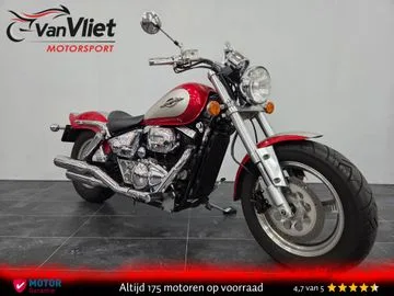 Suzuki VZ 800 Marauder (1998) — foto 1