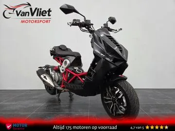 Italjet Dragstar 200 Limited Edition (2025) — foto 1
